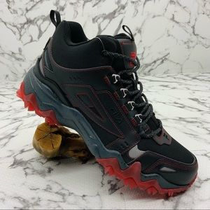 Men's Fila Oakmont Tr Mid Black | Grey | Red Sneakers NWT